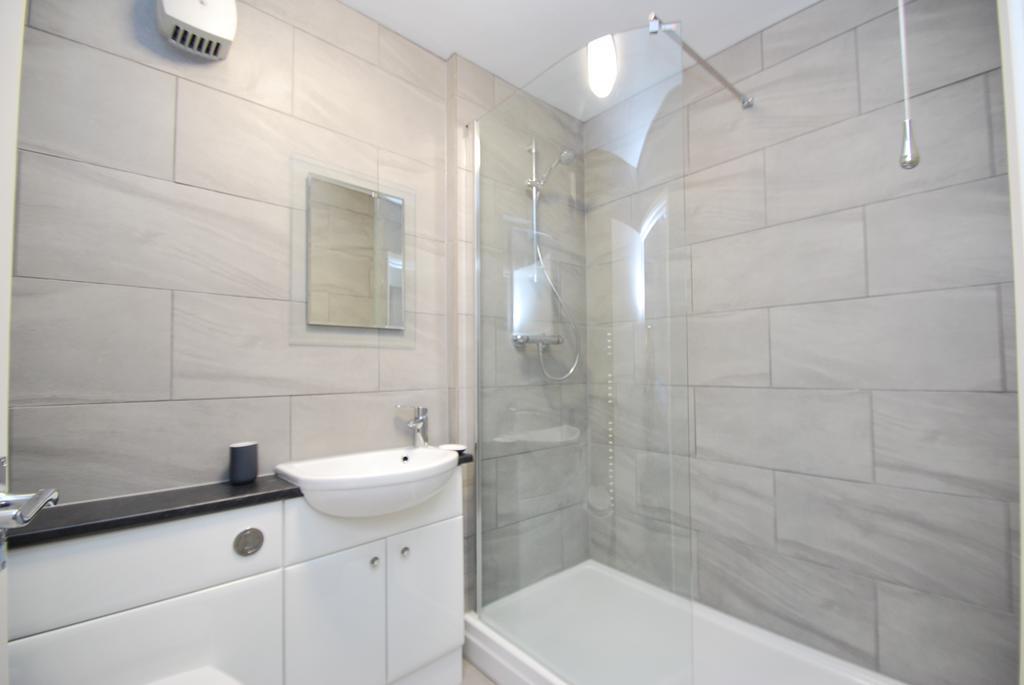 Elmbrook Apartment บาธ ภายนอก รูปภาพ