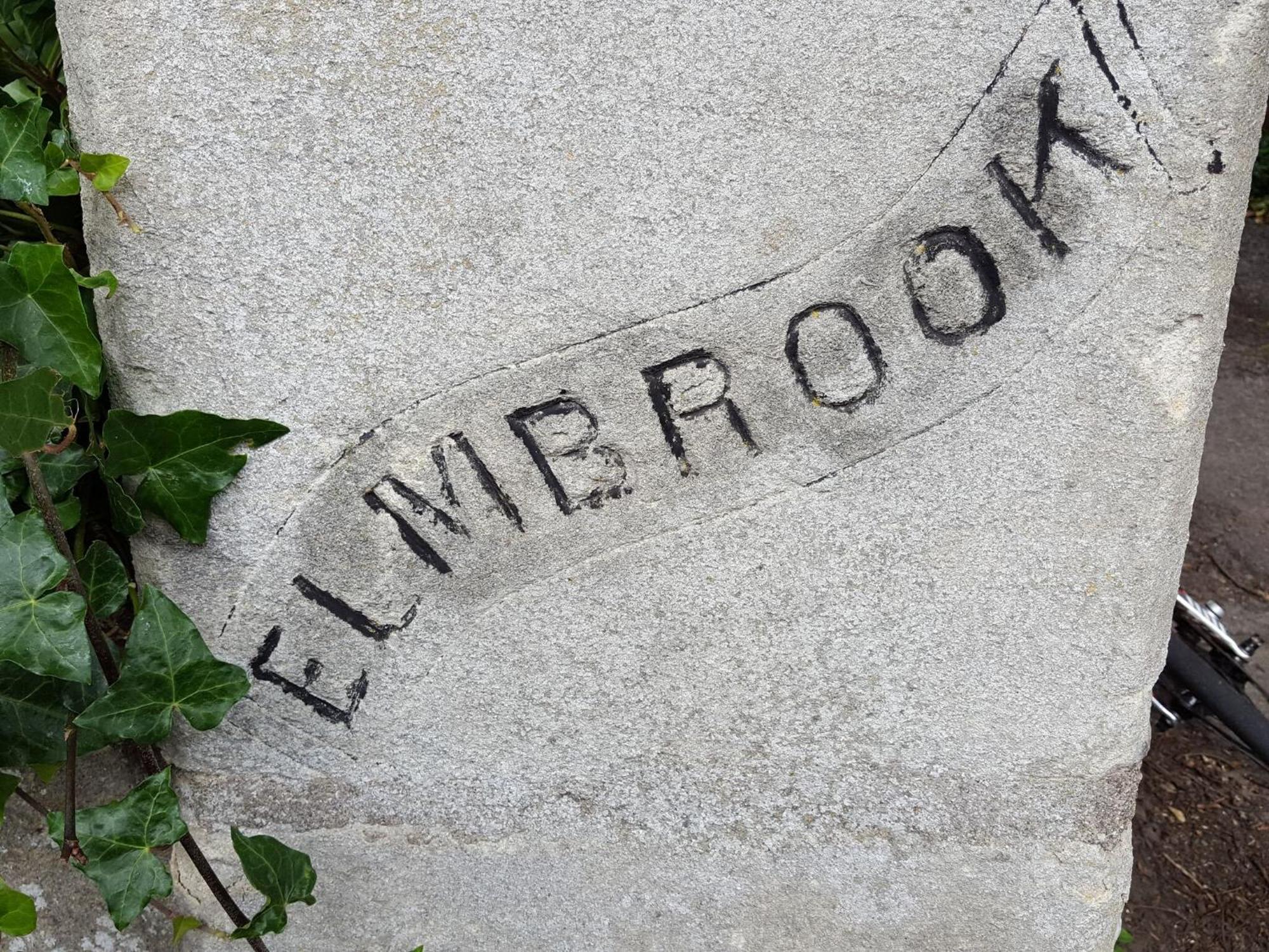 Elmbrook Apartment บาธ ภายนอก รูปภาพ